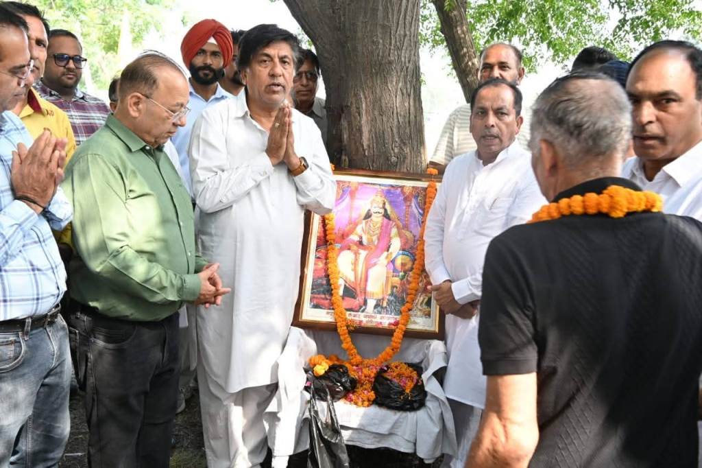 Initiative of Arora Mahasabha for park maintenance is commendable  Brahm Shankar Jimpa